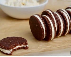 A photo of a hazelnut sandwich cookies and 11 Healthy Dessert recipes you should try