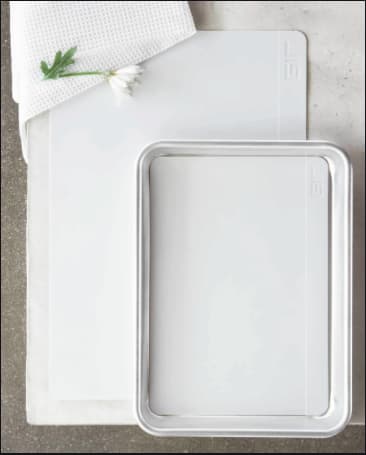 a photo of silicone baking mat and 9 easy ways to live a more eco-friendly life