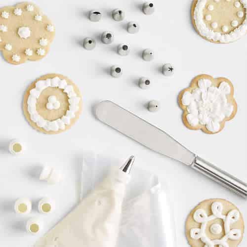 50-Piece Decorating Kit For Baking